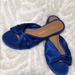 Chinese laundry sandals